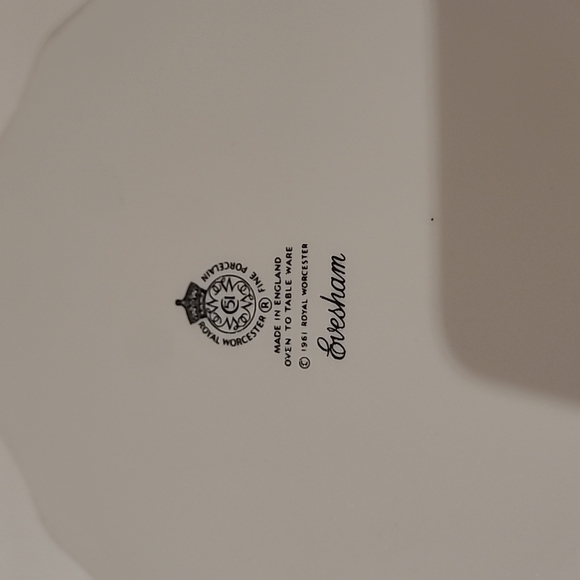 Royal worcester evesham 4"tart dishes England - Picture 4 of 5